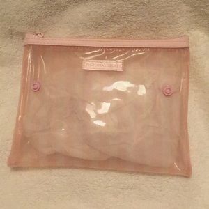 NWOT Victoria’s Secret Cosmetic Bag